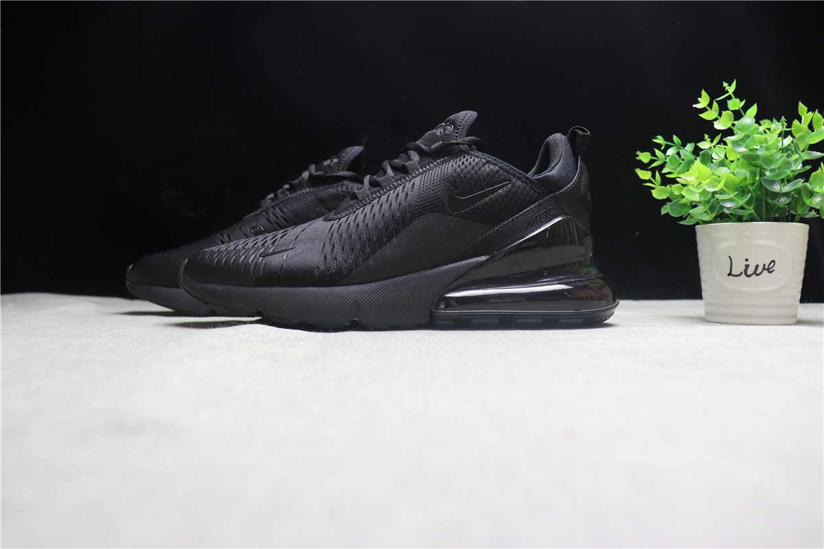 Air Max 270 Triple Black