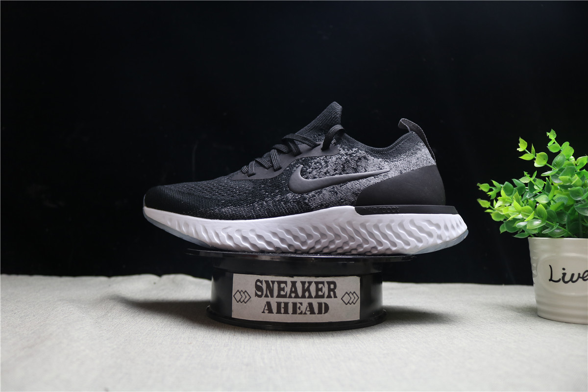 Nike Epic React Flyknit Black Dark Grey