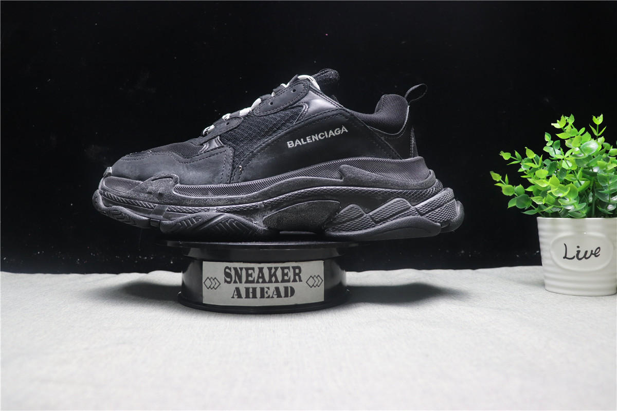 Balenciaga Triple S Triple Black