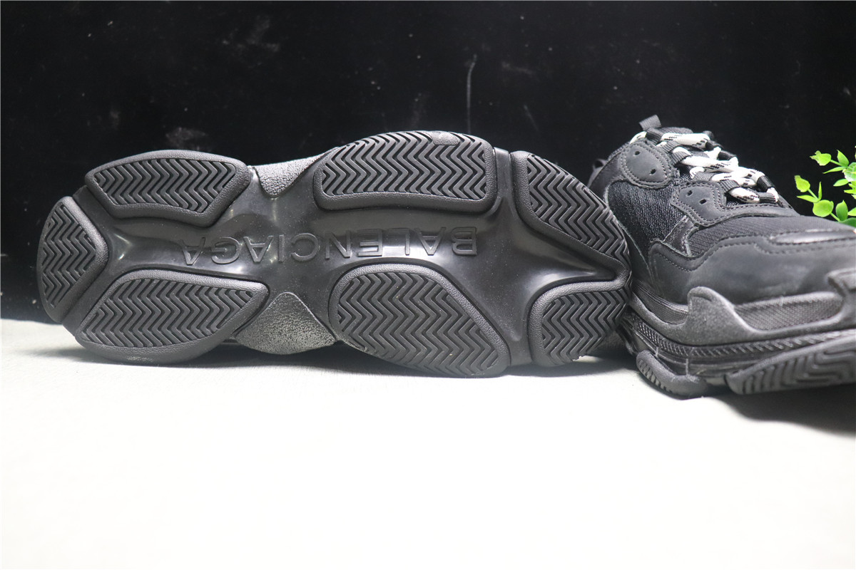 Balenciaga Triple S Triple Black