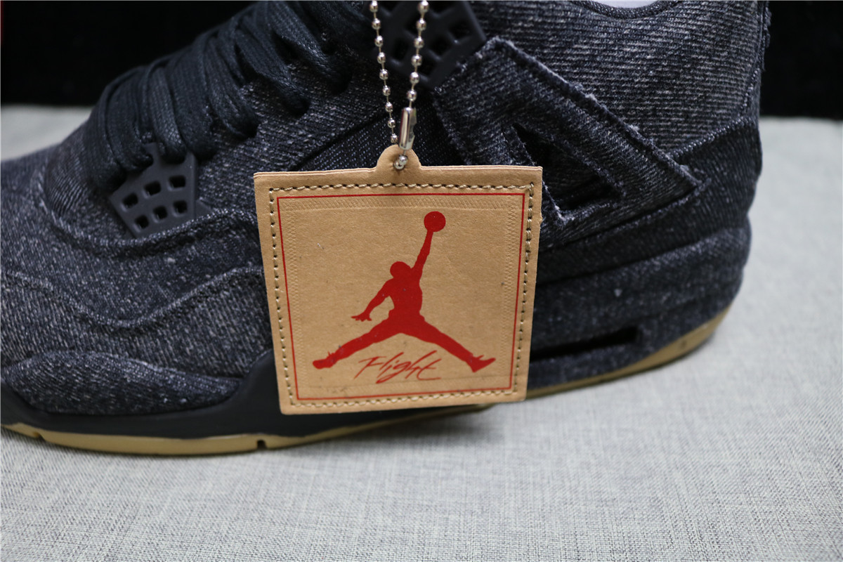 Jordan 4 Retro Levi\'s Black Levi\'s