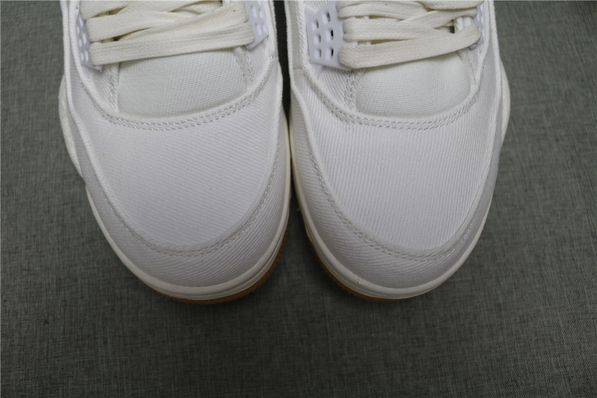 Jordan 4 Retro Levi\'s White Levi\'s