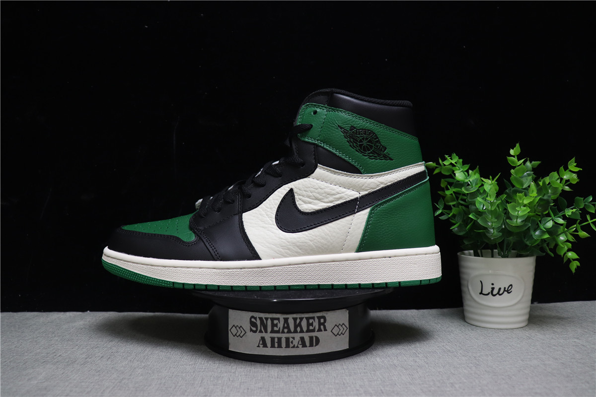 Air Jordan 1 Pine Green