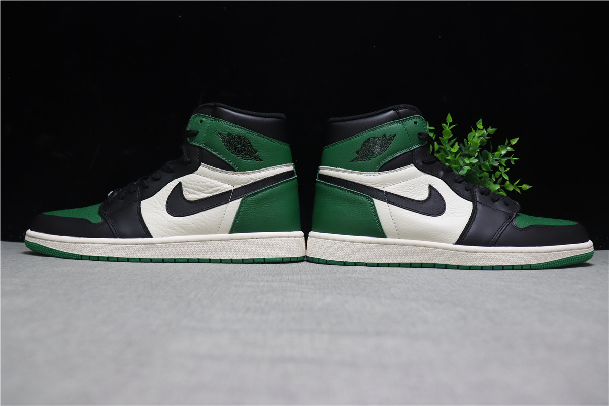 Air Jordan 1 Pine Green
