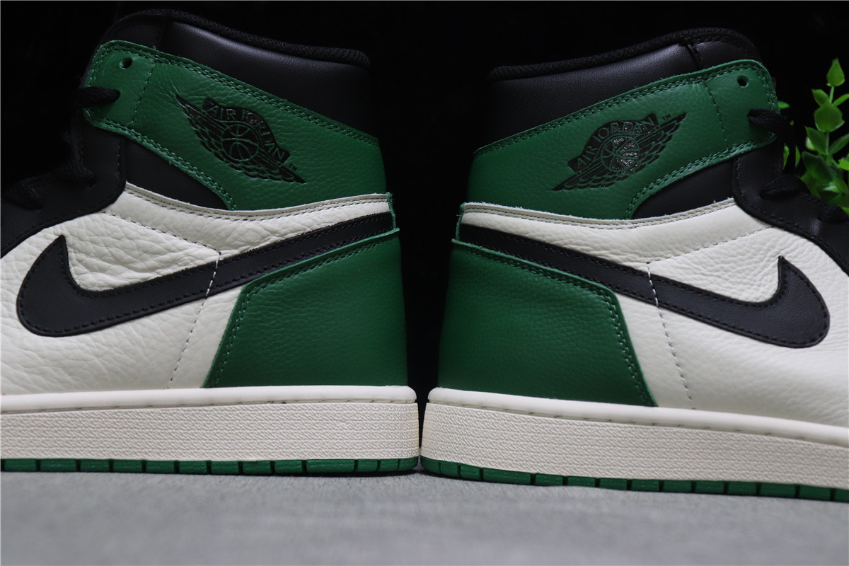 Air Jordan 1 Pine Green