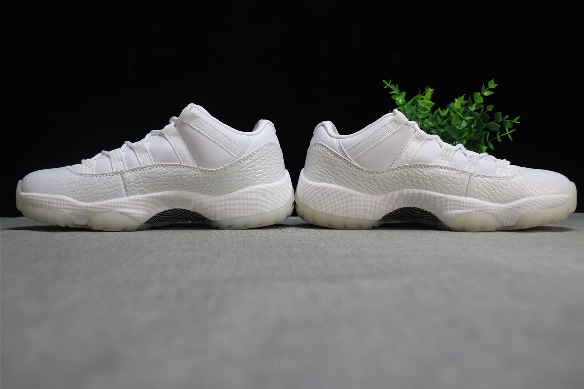 Jordan 11 Retro Low Heiress Pure Platinum (GS)