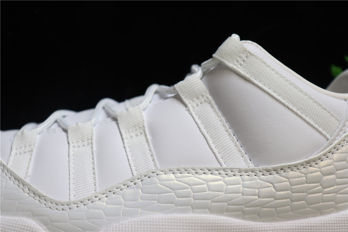 Jordan 11 Retro Low Heiress Pure Platinum (GS)