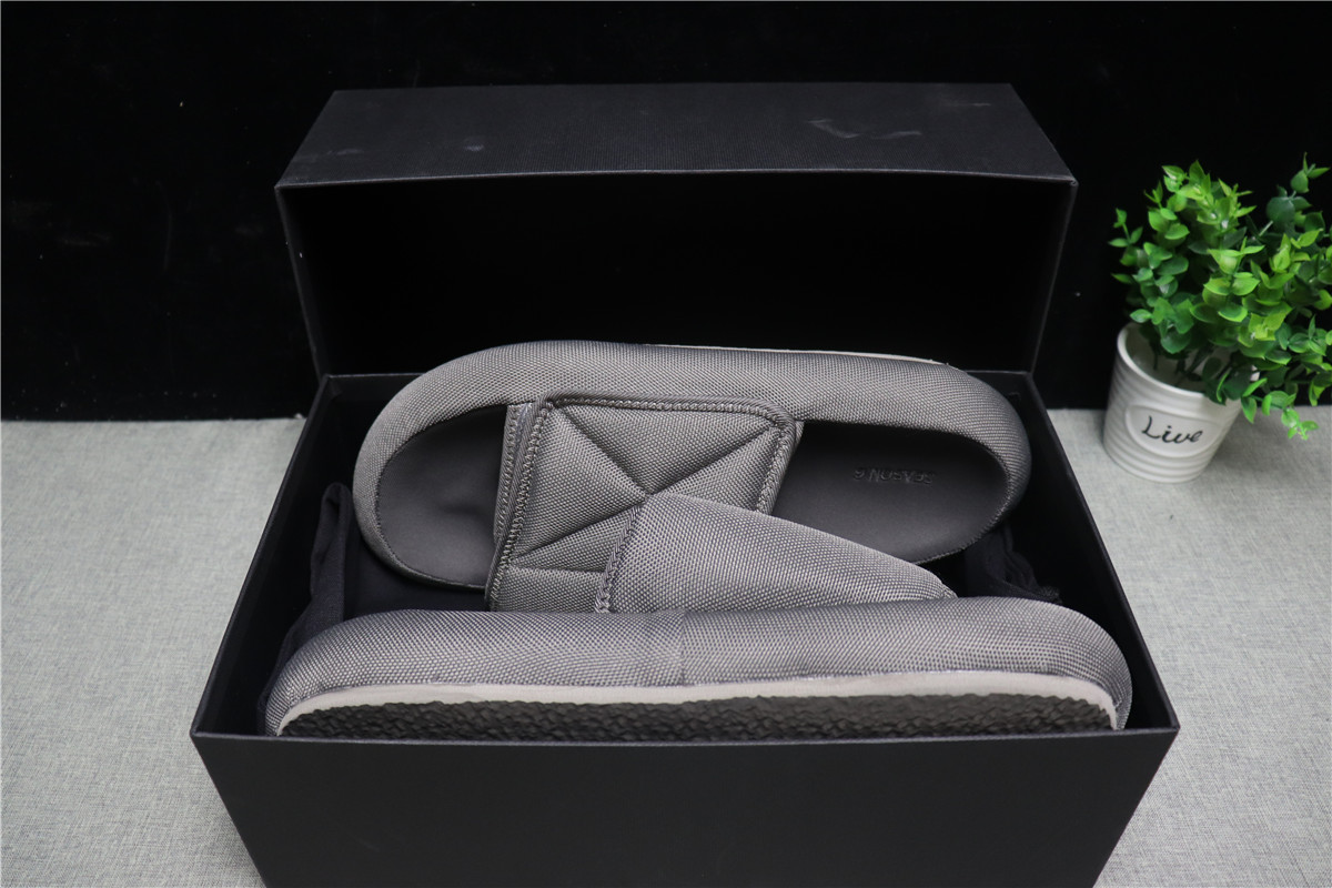 Kanye Yeezy Season 6 Slide