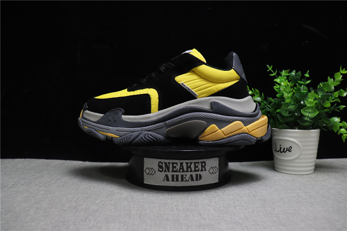 Balenciag Triple S Black Yellow