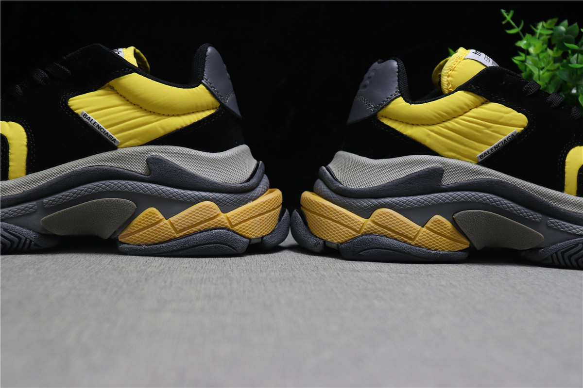 Balenciag Triple S Black Yellow