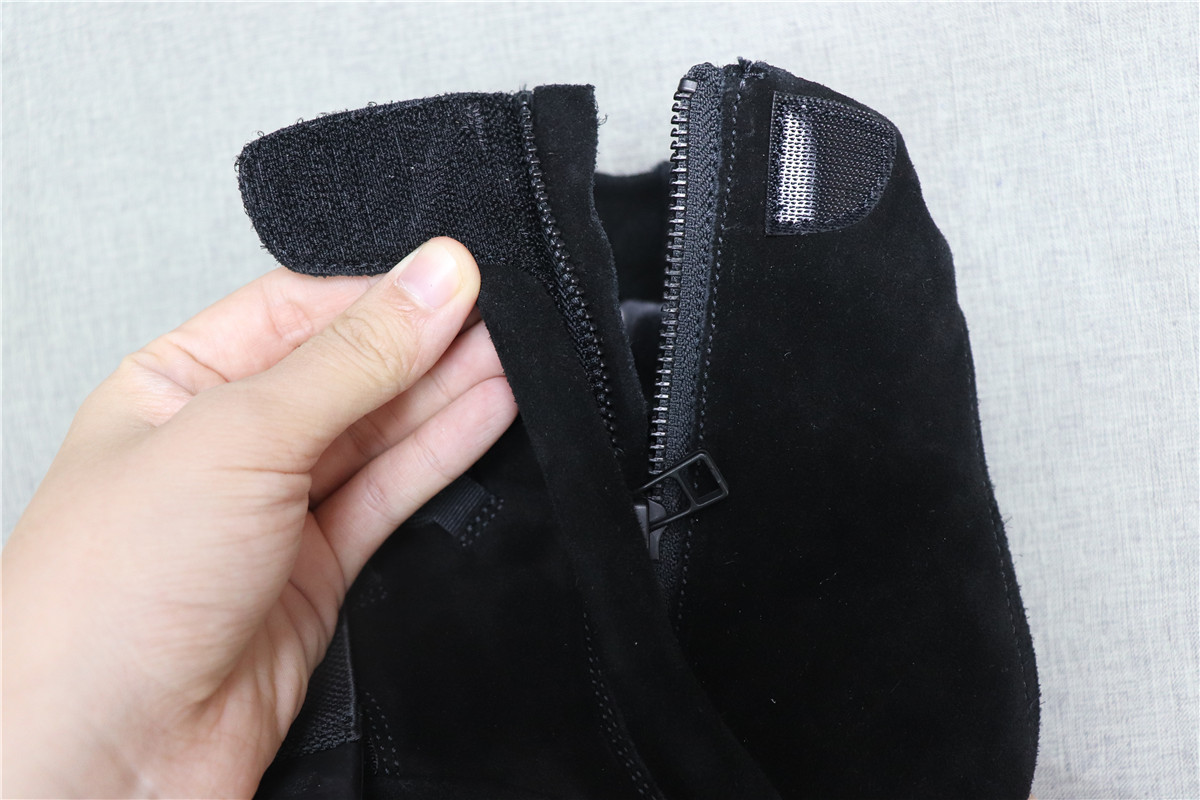 Adidas Yeezy Boost 750 Black