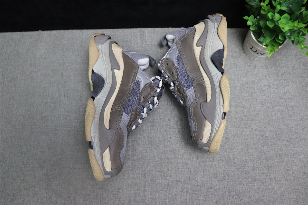 Balenciaga Triple S