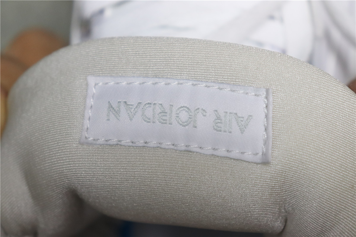 Jordan 4 Retro Pure Money (2018)
