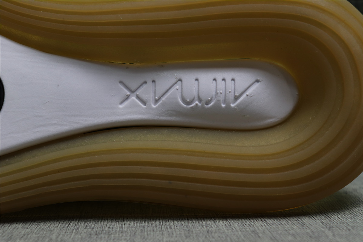 Nike Air Max 720 Purple