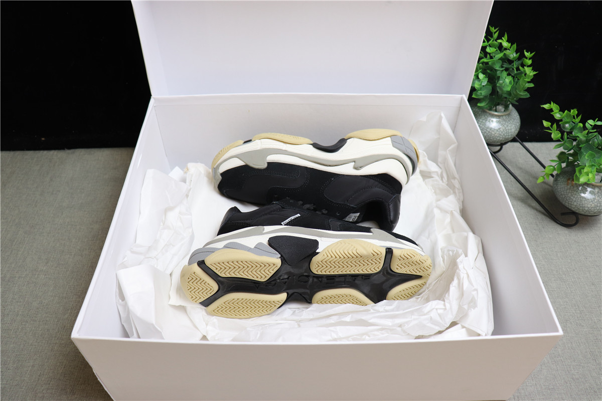 Balenciaga Triple S Trainer Sneakers Black White Grey