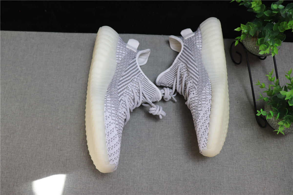 Yeezy Boost 350 V2 Static