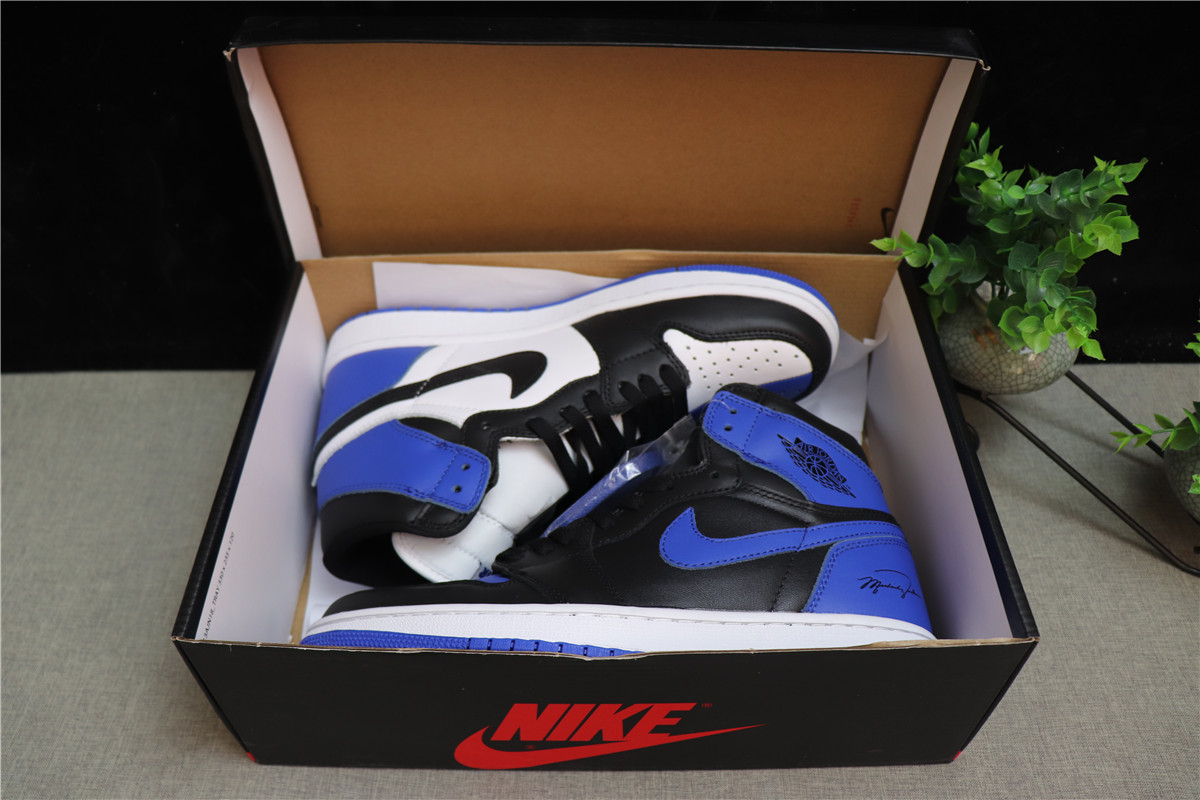Air Jordan 1 Retro OG Blue Black White