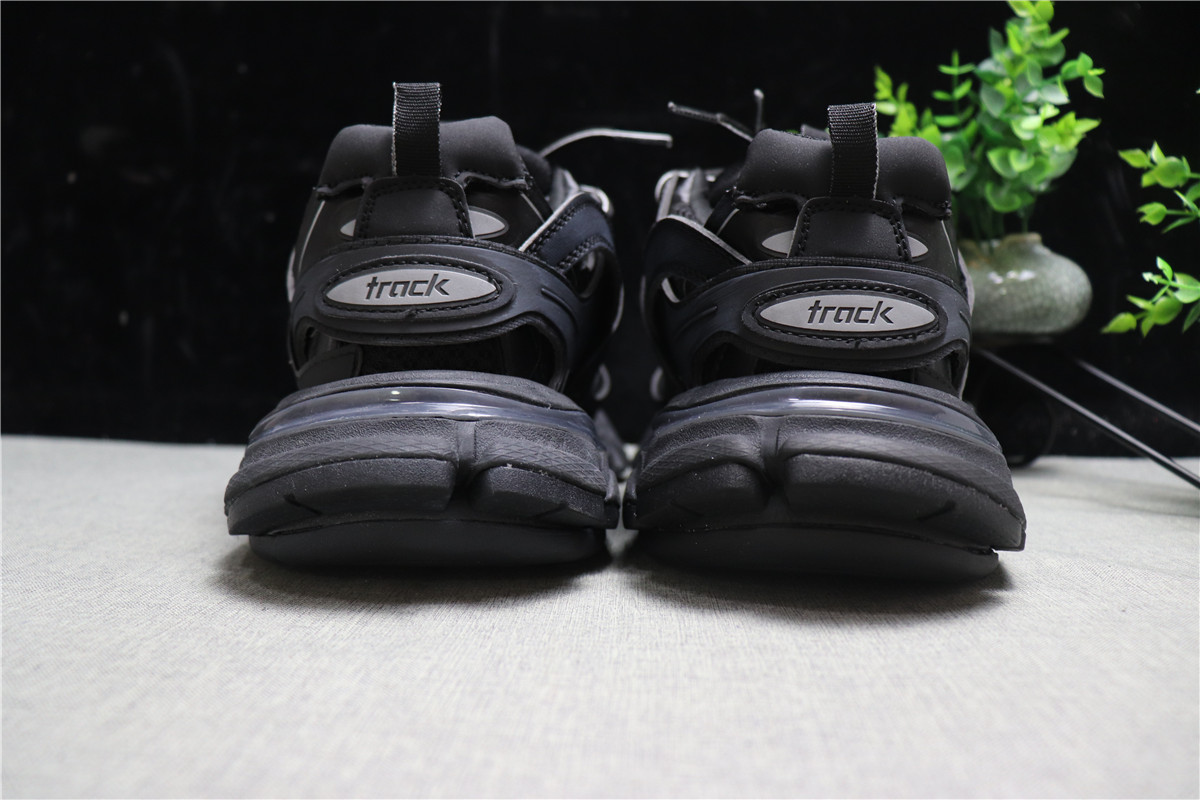 Belenciag Track Black