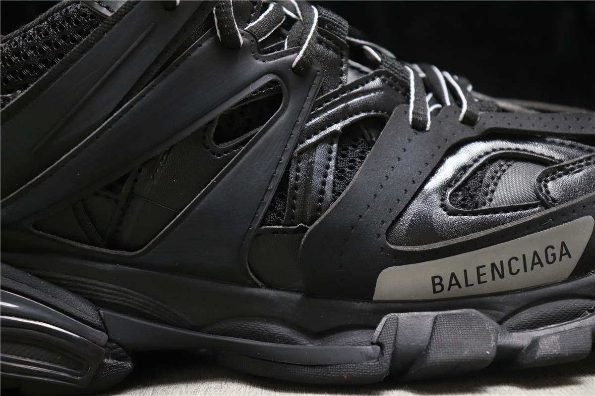 Belenciag Track Black