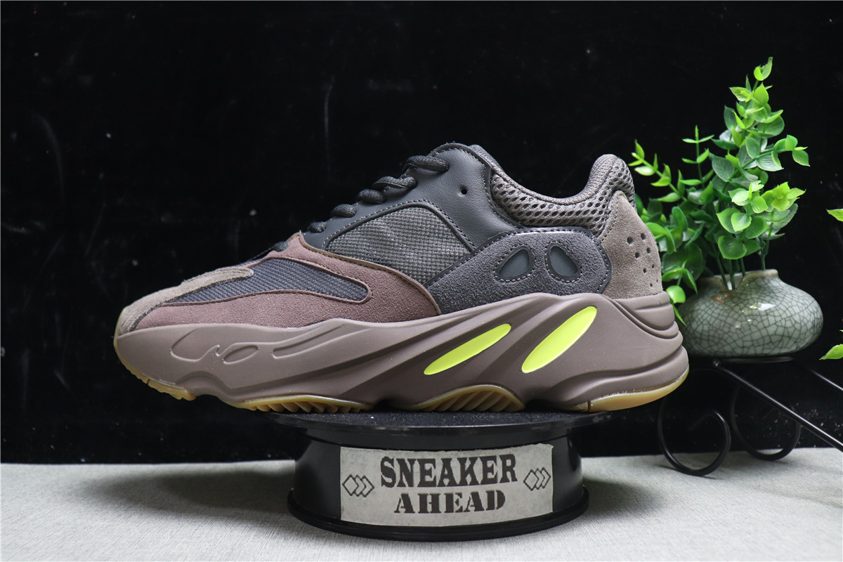 Adidas Yeezy 700 Mauve