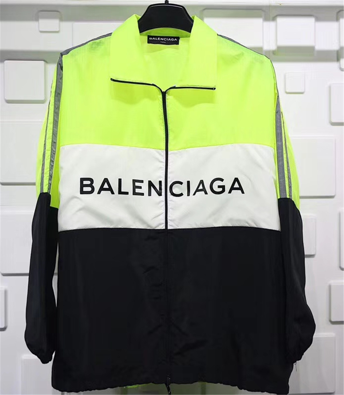 Balenciage 18ss Oversize Fluorescent Green Black White