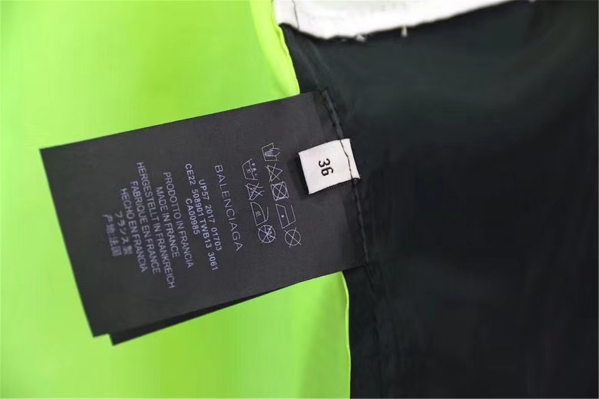 Balenciage 18ss Oversize Fluorescent Green Black White