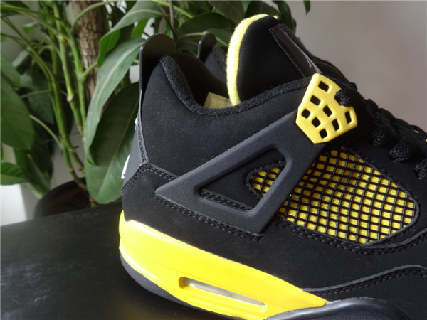 Authentic Air Jordan Iv Retro Thunder