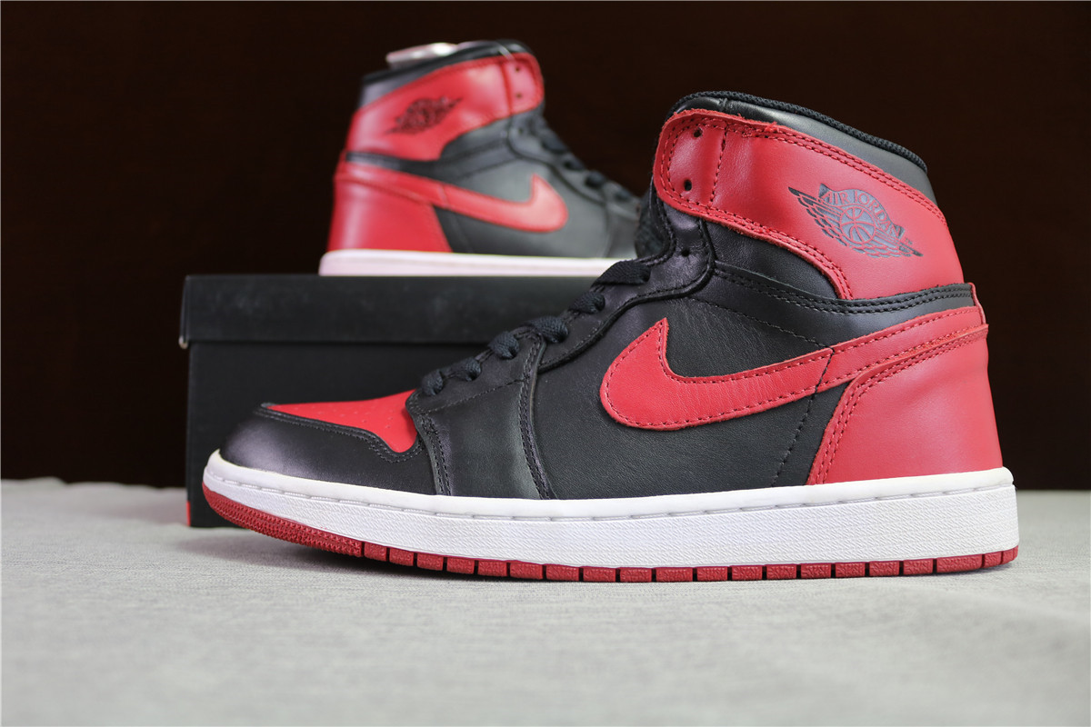 Authentic Air Jordan Aj1 Breds